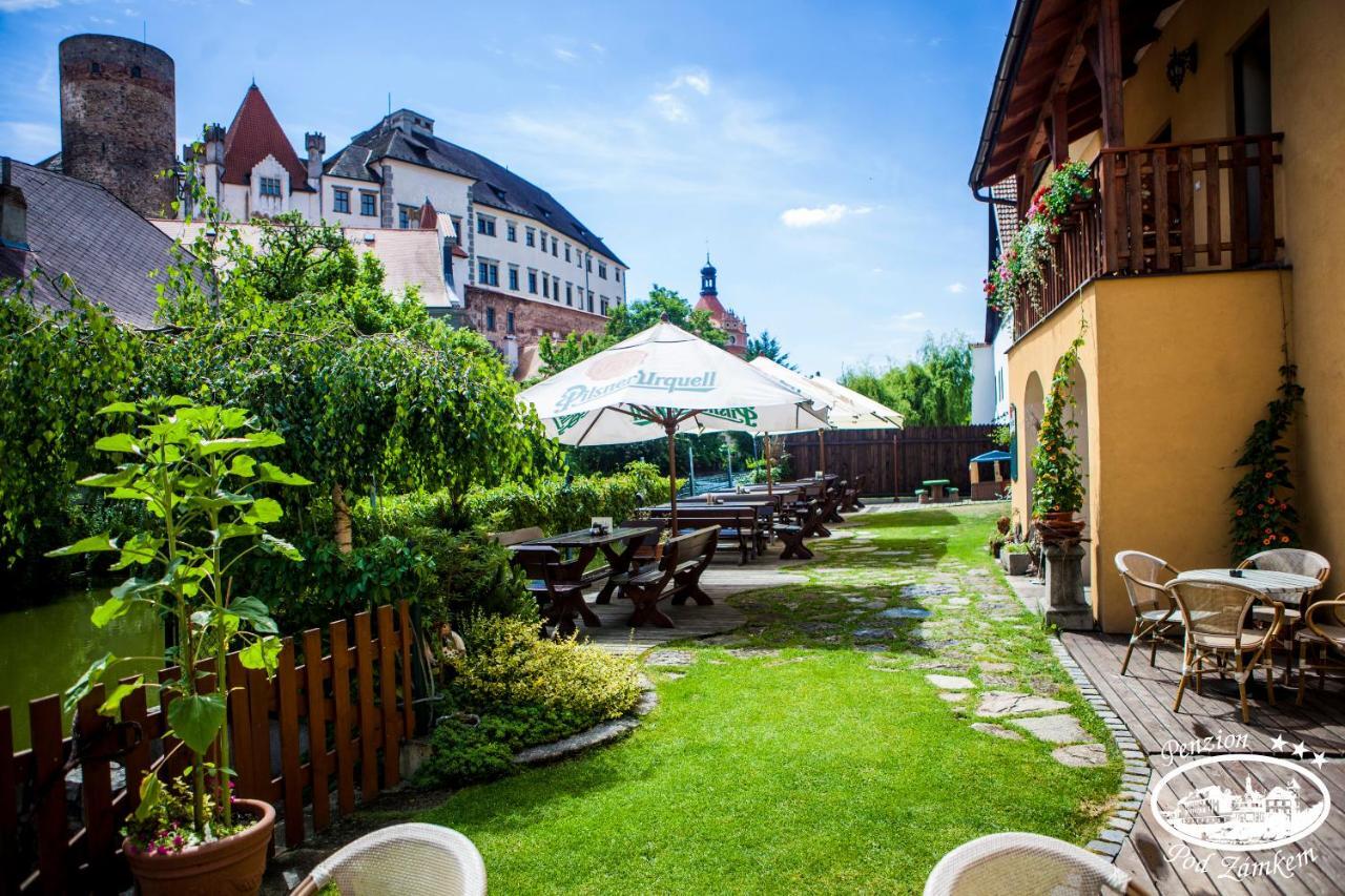 Penzion Pod Zamkem Jindřichův Hradec Buitenkant foto