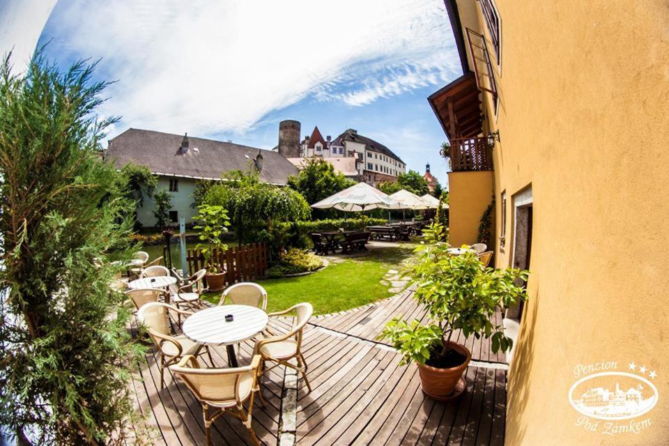 Penzion Pod Zamkem Jindřichův Hradec Buitenkant foto